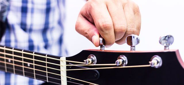 como afinar guitarra